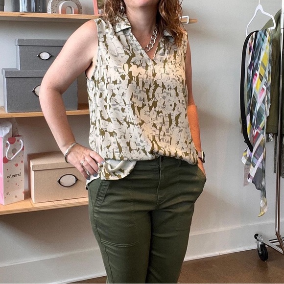 Cabi Flurry Top (style 4356) - Picture 10 of 13